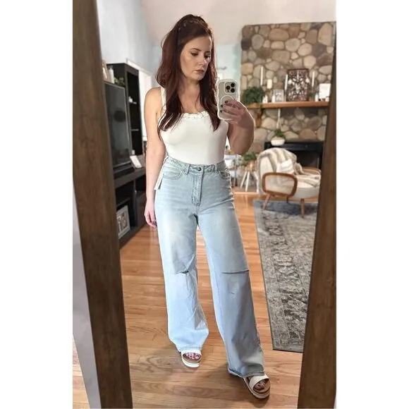 Francesca’s Almost Famous NWT Jeans