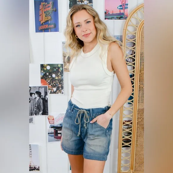 Free People Second Chances Pull-On Shorts In Electric