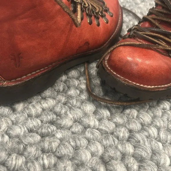 Frye Archie Hiking Red Leather Boots Women Size 7B