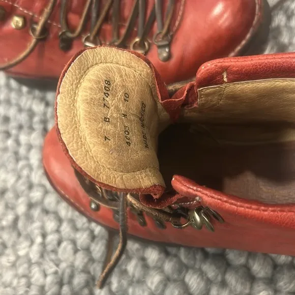 Frye Archie Hiking Red Leather Boots Women Size 7B