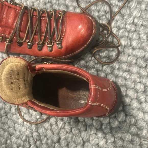 Frye Archie Hiking Red Leather Boots Women Size 7B