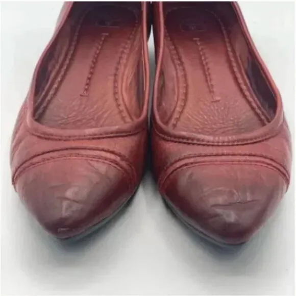 Frye Red Distressed Leather Flats Size 9.5