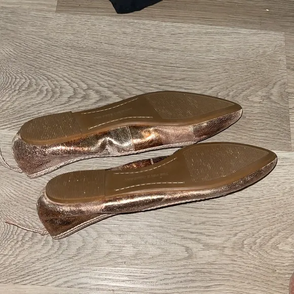 frye regina  Elegant Metallic Flats size 9