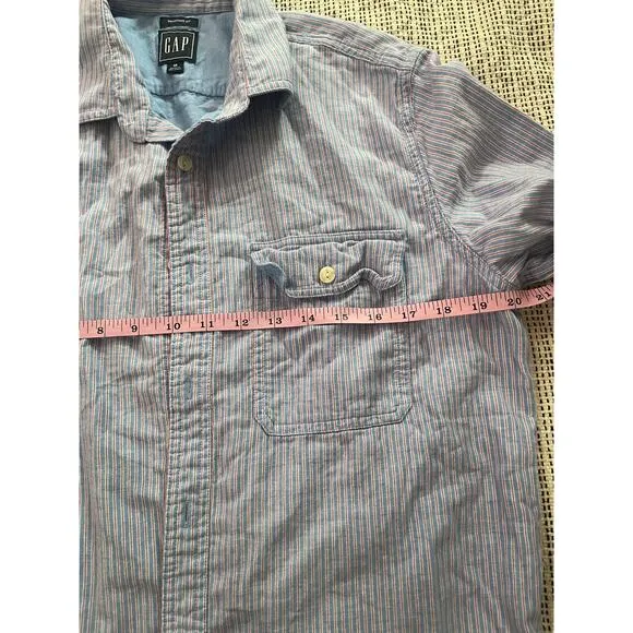 Gap casual long sleeve button down blue and red size med