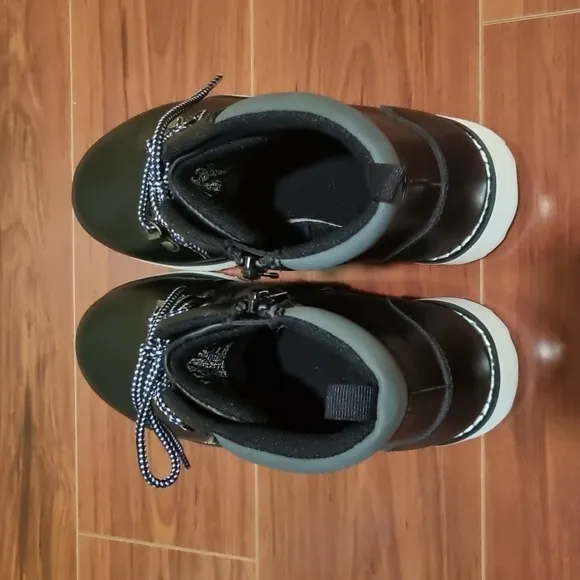 GAP Kids Hiking Boots Black Size 3