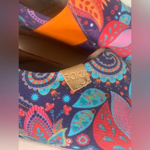 GOKIA Galsang sz 7 Blossom Colorful Canvas Slip On Womens Travel Walking Shoes