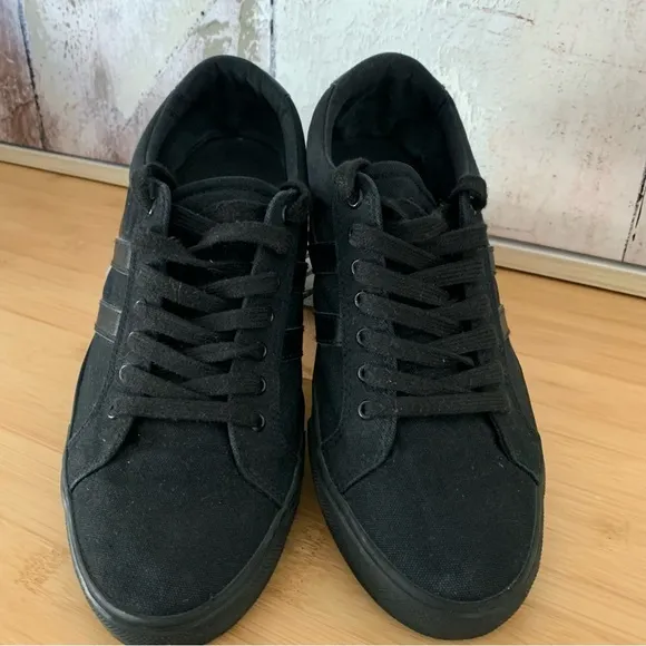 Gola Vegan Classics Men's Varsity Sneakers Size 8