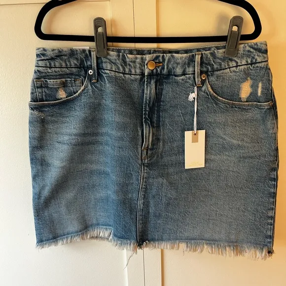 Good American Denim Women’s NWT Jean Good Waist Mini Skirt‎ Size 15