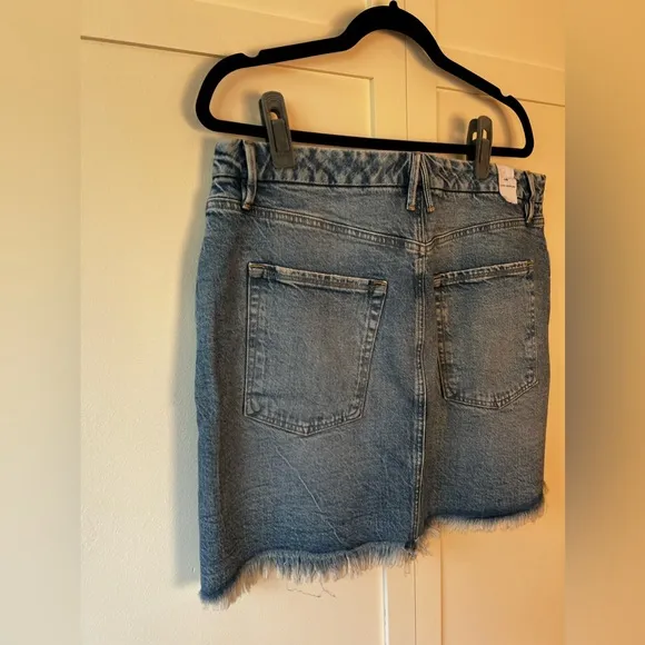 Good American Denim Women’s NWT Jean Good Waist Mini Skirt‎ Size 15