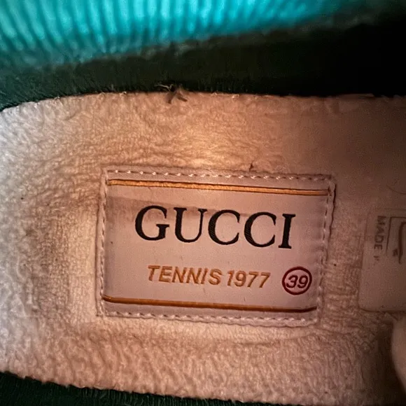 Gorgeous Gucci tennis sneakers size 39