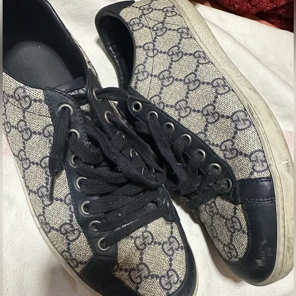 GUCCI Beige/navy Blue Gg Supreme Canvas And Leather Low Top Sneaker Size 38.5