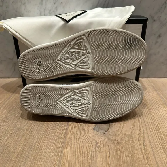 Gucci White Leather with Blue and Red Stripe Sneakers