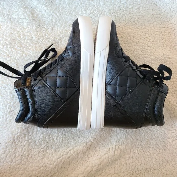 Guess - NWOT - hidden wedge black hi-top sneakers