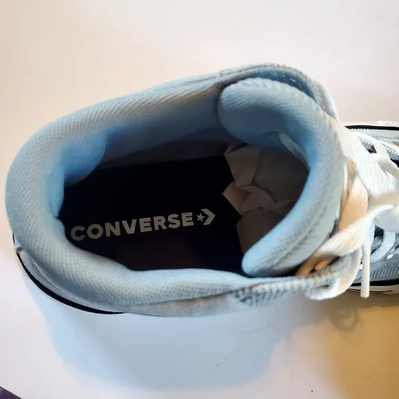 High-Top Sneakers in Light Blue &amp; White Converse Chuck Taylor All Star M…