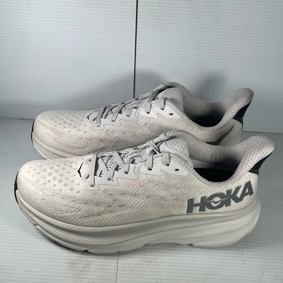 Hoka Clifton 9 - Men's White Running Shoes