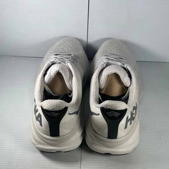 Hoka Clifton 9 - Men's White Running Shoes