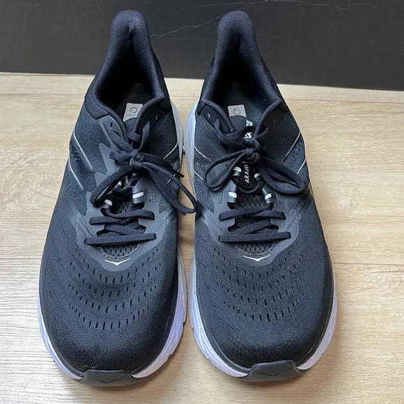 Hoka Mens Arahi 5 SIZE 14 2 E US, SIZE 13.5 UK