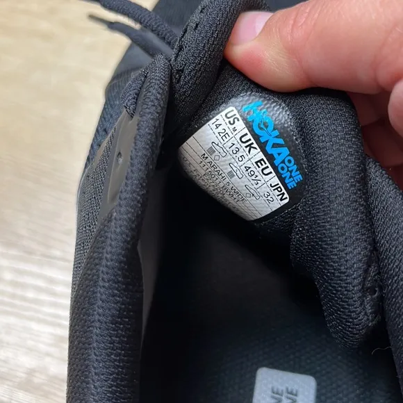 Hoka Mens Arahi 5 SIZE 14 2 E US, SIZE 13.5 UK