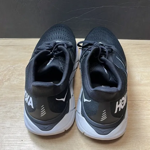 Hoka Mens Arahi 5 SIZE 14 2 E US, SIZE 13.5 UK