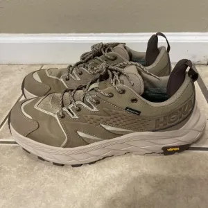 Hoka One One Anacapa Low GTX Men’s Size 9D Dune Oxford Tan Shoes 1122017-DOTN