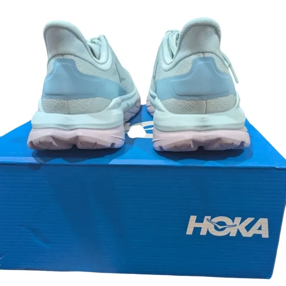 HOKA ONE ONE | Mach 4 Running Shoes | Blue | Size 8B