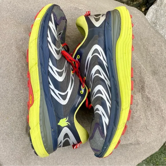 Hoka Speedgoat Sneakers
