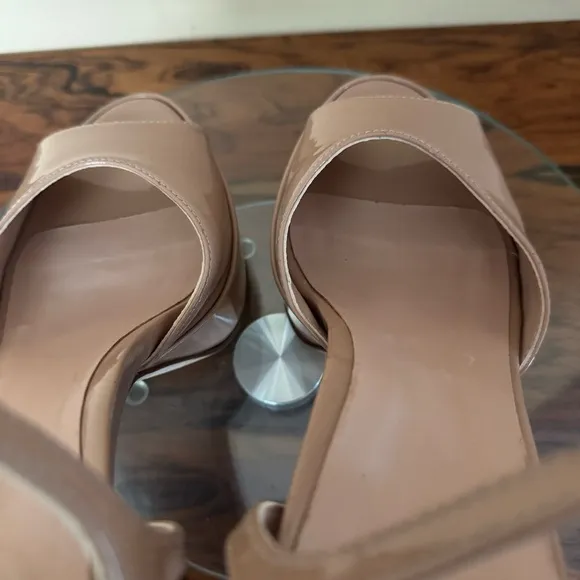 INEZ Camilla Heel in Tan Patent