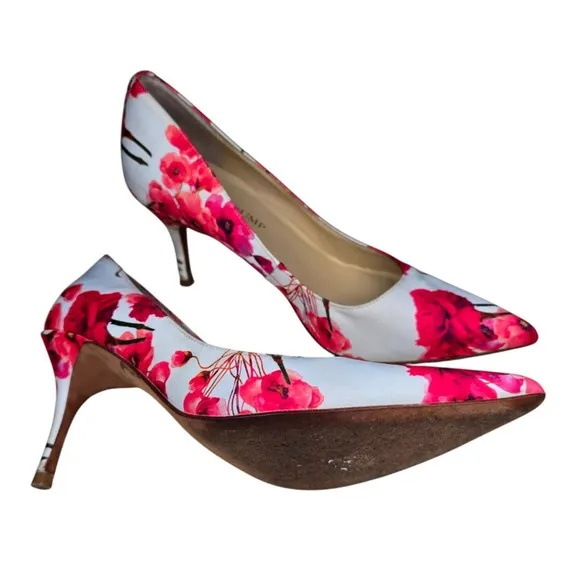 Ivanka Trump Heels Womens 7 Floral Pointy Toe Stiletto Work Boho Chic Cottage