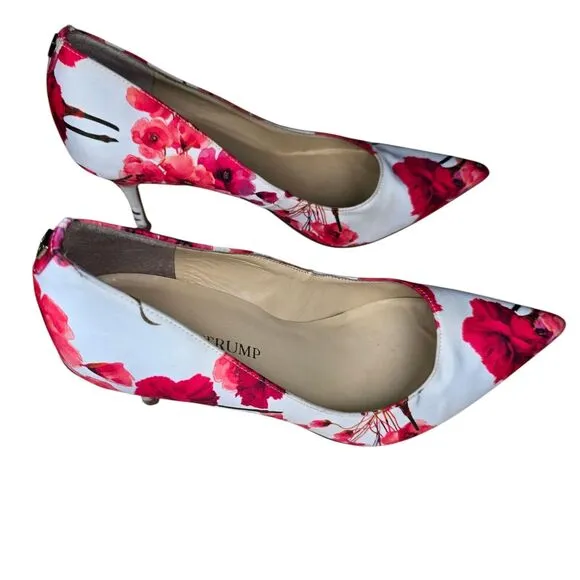 Ivanka Trump Heels Womens 7 Floral Pointy Toe Stiletto Work Boho Chic Cottage