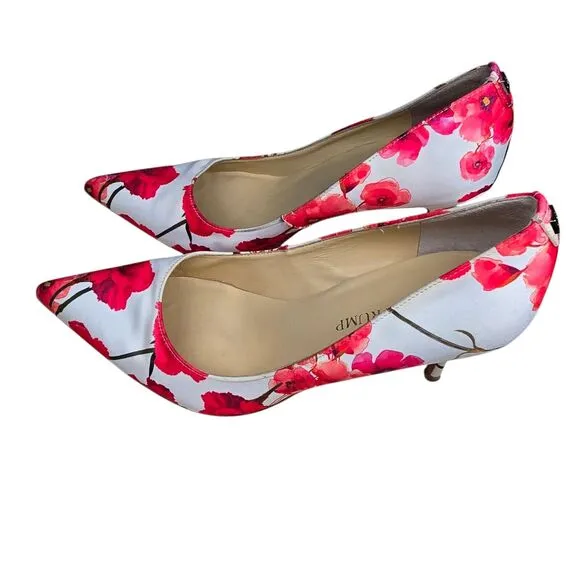 Ivanka Trump Heels Womens 7 Floral Pointy Toe Stiletto Work Boho Chic Cottage
