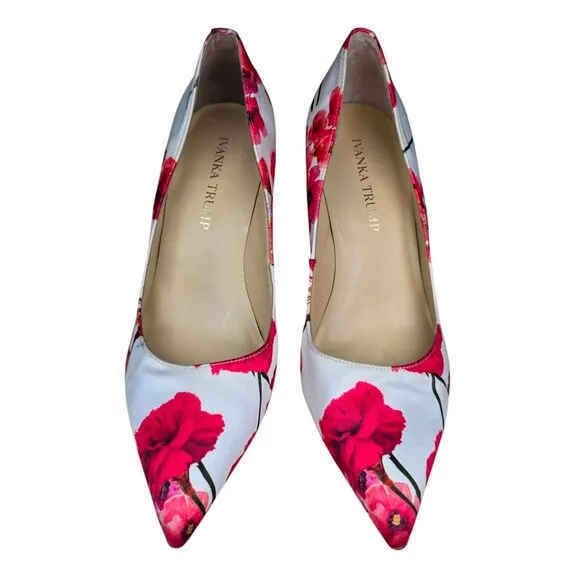 Ivanka Trump Heels Womens 7 Floral Pointy Toe Stiletto Work Boho Chic Cottage
