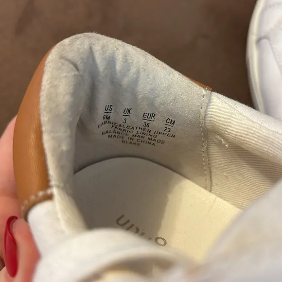 J. MCLAUGHLIN BLAKE CANVAS SNEAKERS