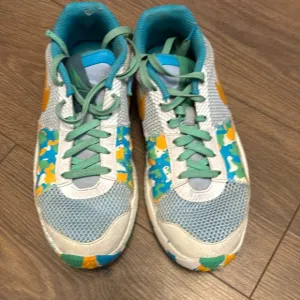 JA Morant sneakers size 6.5Y.