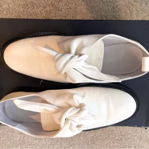 Jil Sander White Flats Minimalist Design