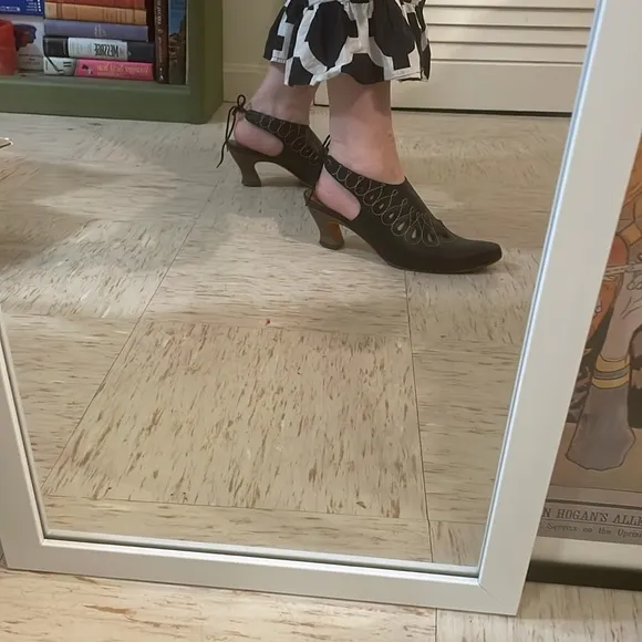 John Fluevog Aurora Black Cream Stitch Perforated Slingback Kitten Heel Shoes