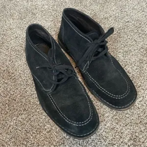 JOHN VARVATOS- Mens 10 Chukka Boots Black Suede Leather Lace Up Shoes Flats
