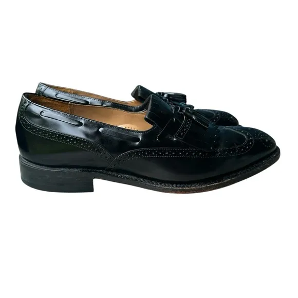 Johnston Murphy Dress Shoes Men's 10D Black Wing Tip Tassel   Kilted Loafer