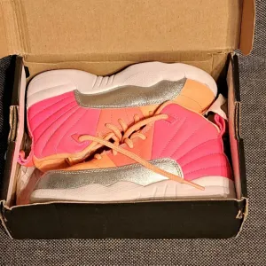 Jordan 23 Vivid Orange Pink size 11C