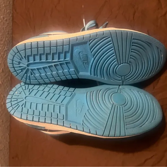 Jordan Athletic Shoes - Blue, Black, White Air Jordan Low SE Laser Blue