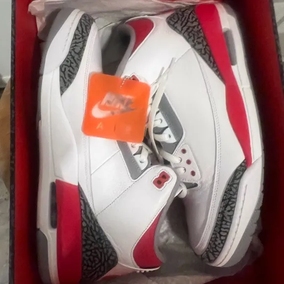 Jordan Athletic Shoes - Nike Air Jordan Retro 3 Fire Red OG