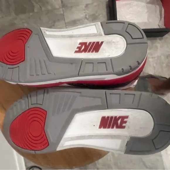 Jordan Athletic Shoes - Nike Air Jordan Retro 3 Fire Red OG