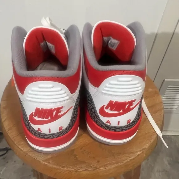 Jordan Athletic Shoes - Nike Air Jordan Retro 3 Fire Red OG