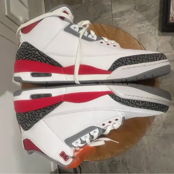 Jordan Athletic Shoes - Nike Air Jordan Retro 3 Fire Red OG