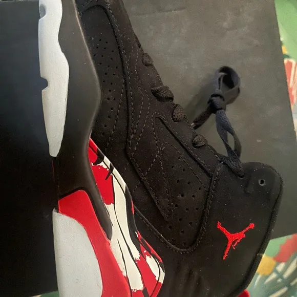 Jordan Kids jumpman mvp Black and Red Sneakers