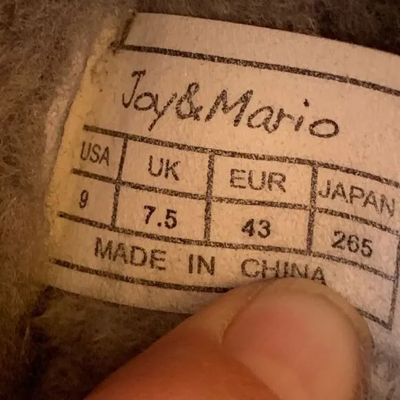 Joy &amp; Mario Casual Running Shoes Pile Lined Size 9