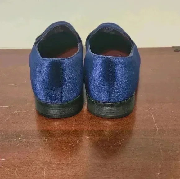 Jump 75 BLUE SUEDE SHOES SIZE 11 EUC NO ISSUES