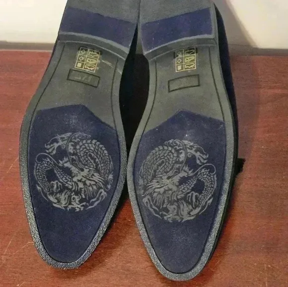 Jump 75 BLUE SUEDE SHOES SIZE 11 EUC NO ISSUES