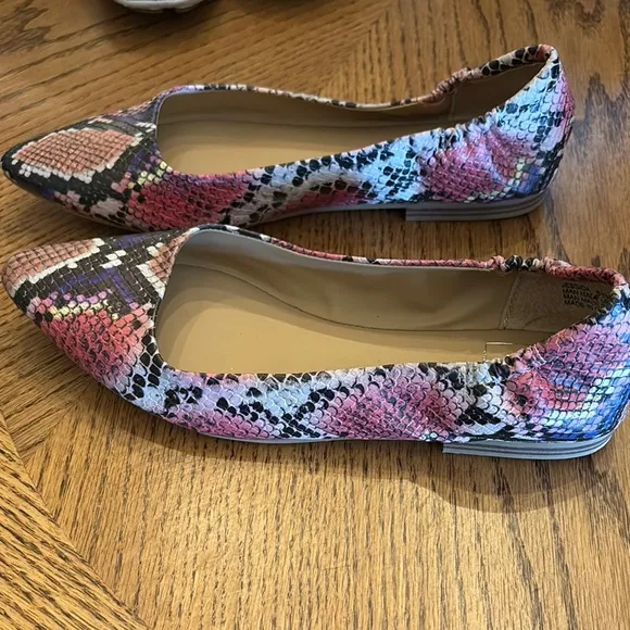 Kaari Blue Multicolor Snakeskin Flats