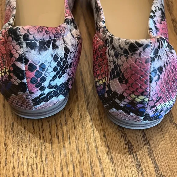 Kaari Blue Multicolor Snakeskin Flats