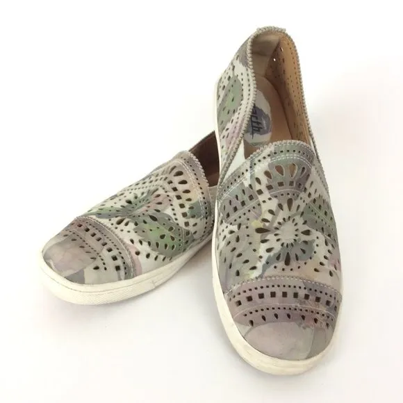 Kalso Earth Flower Leaf Print Laser Cut Slip Ons